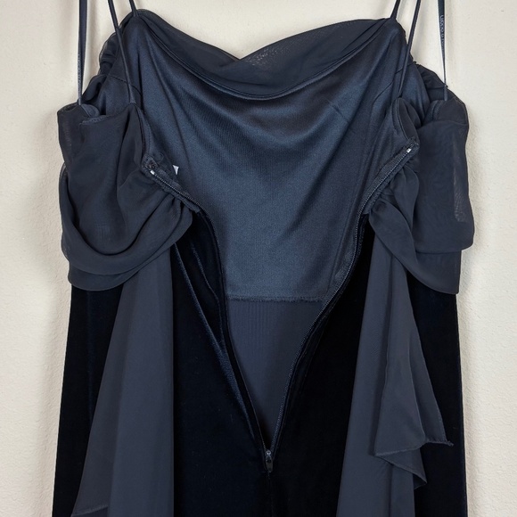 Betsy & Adam by Jaslene Black Velvet Aline Spaghetti Strap Maxi Evening Gown - Picture 10 of 11